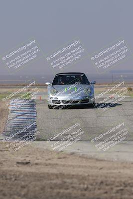 media/Nov-01-2025-PCA Central Coast (Sat) [[5e27ded23e]]/White Group/Grapevine/